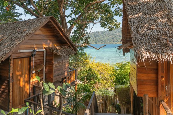 Les avantages de la location de bungalow au bord de la mer en Corse